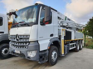 Schwing S 36 X en el chasis MERCEDES-BENZ 3343 P Arocs bomba de hormigón