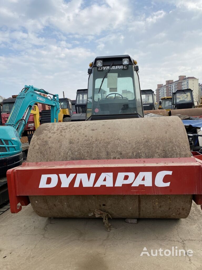 Dynapac CA301D compactador de tierra
