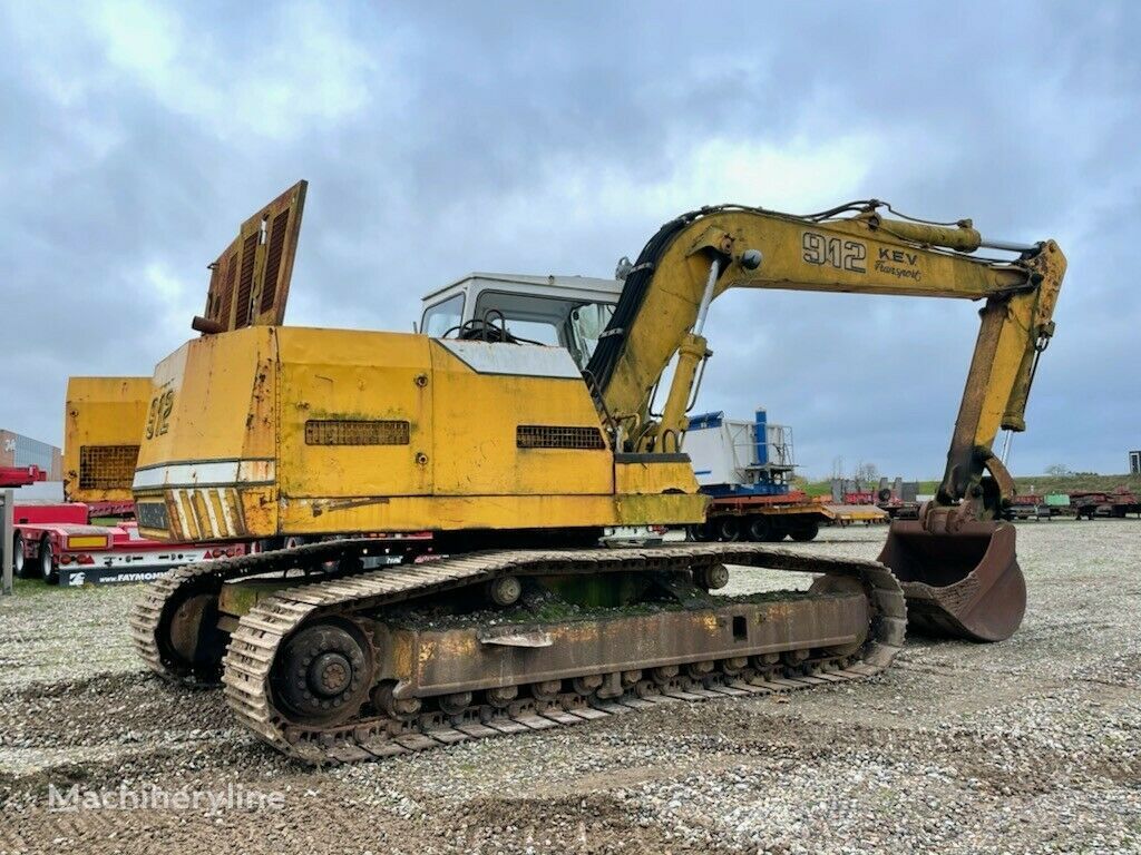 Liebherr 912   excavadora de cadenas