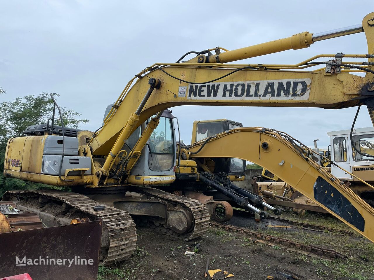 New Holland E 195 B excavadora de cadenas para piezas