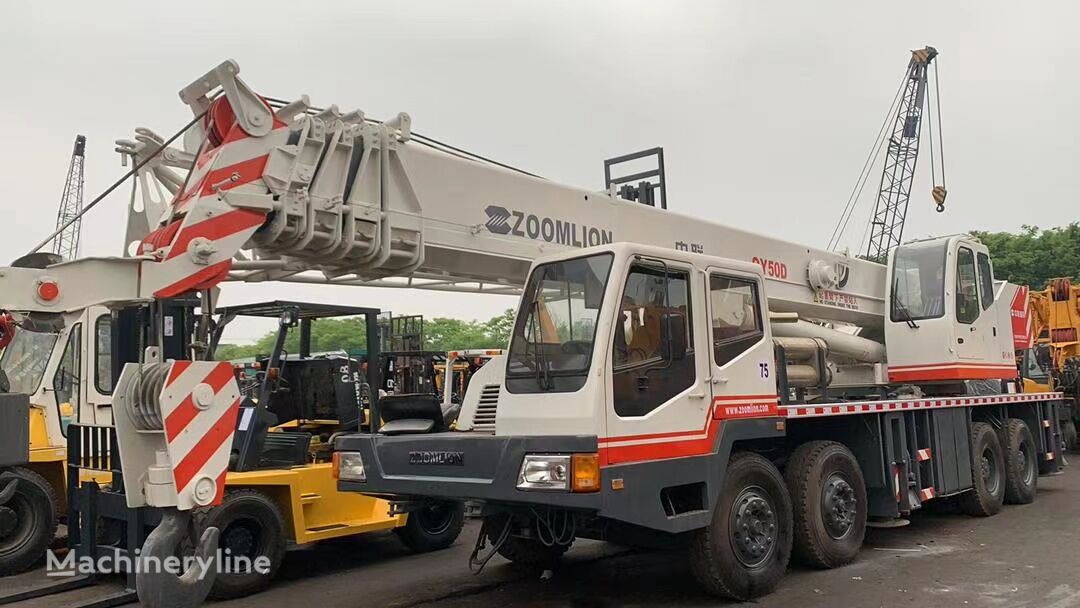 Zoomlion QY50D 50ton truck crane grúa móvil