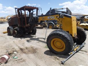 JOHN DEERE 672G motoniveladora